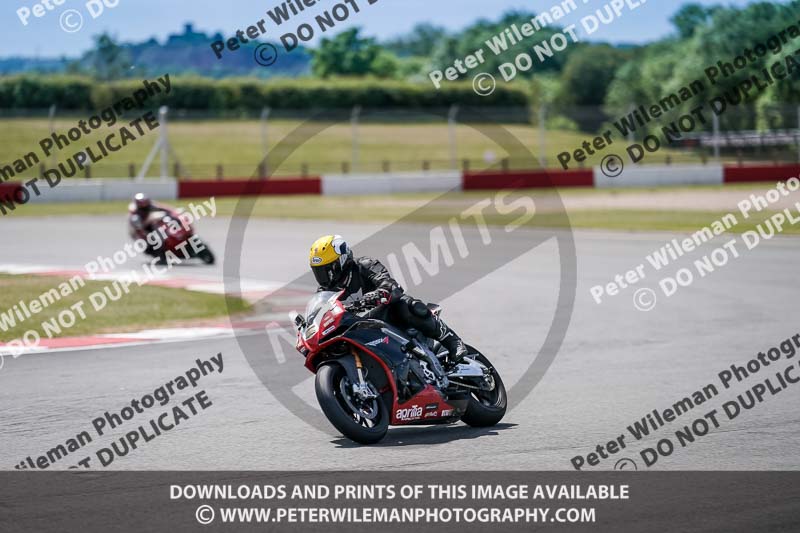 donington no limits trackday;donington park photographs;donington trackday photographs;no limits trackdays;peter wileman photography;trackday digital images;trackday photos